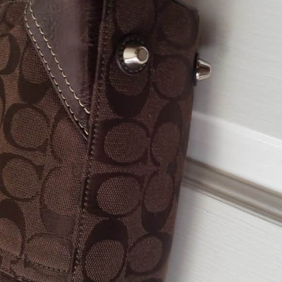 Authentic Coach logo handbag - Picture 2 of 6